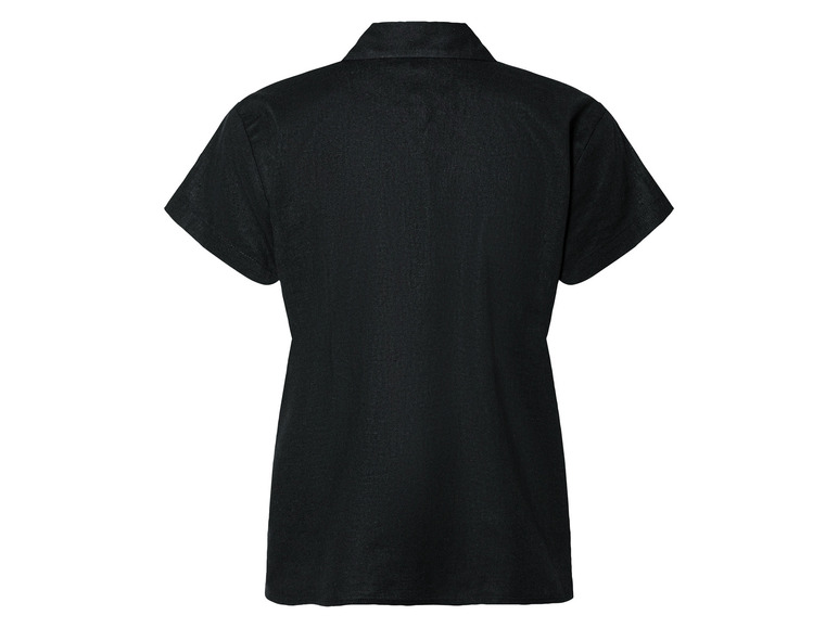 Dámská krátká lněná košile černé barvy.