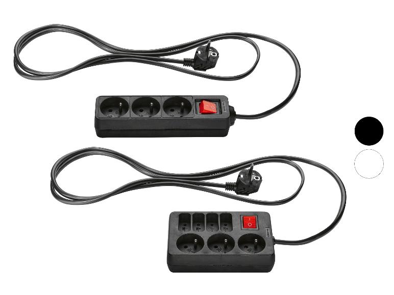 Černé elektrické prodlužky s vypínačem: 3 a 6 zásuvek.
