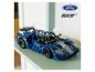 Modrý model vozu LEGO Technic Ford GT s logy Ford a GT.