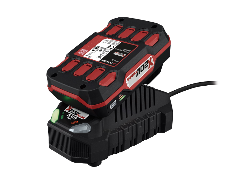 Baterie a nabíječka Parksides 20V v designu X20V Team.