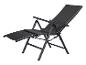 Černé lehátko s nastavitelným opěradlem