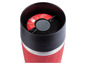 Červený termohrnek s černým víkem značky Tefal.
