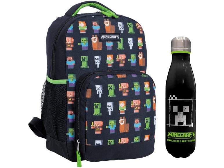Batoh a láhev na vodu Minecraft.