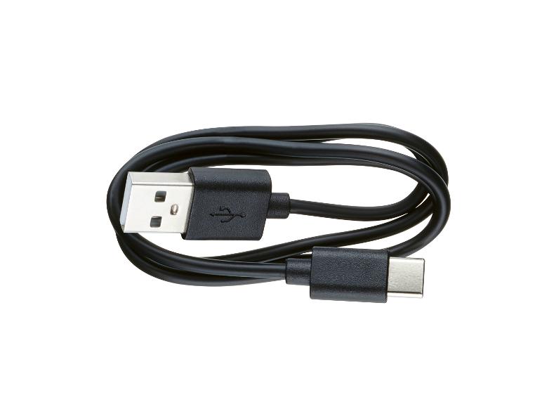USB-C kabel s konektorem USB-A.