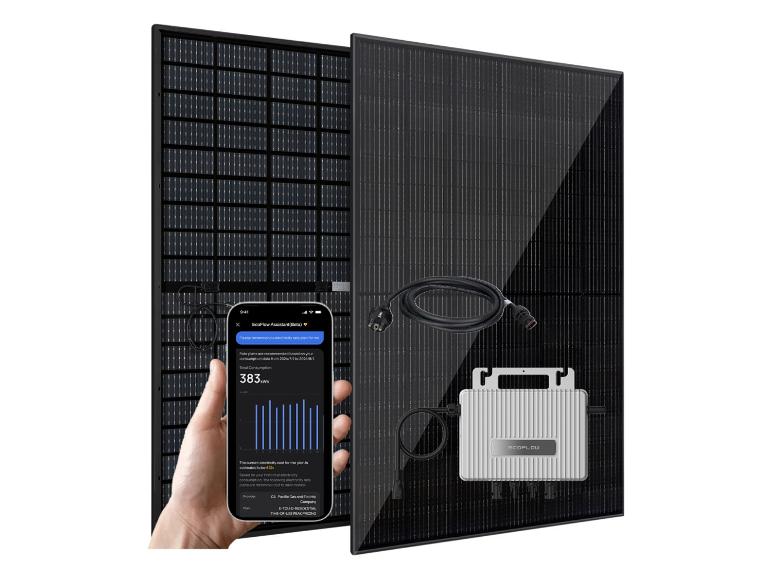 Solární panely s invertorem EcoFlow a chytrý telefon zobrazující data o energii.
