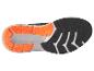 Podešev sportovní obuvi: spodní pohled, barvy černá, oranžová a šedá.
