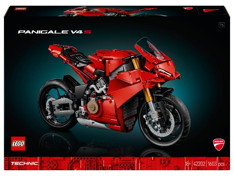 Model motocyklu LEGO Technic Ducati Panigale V4 R v červené barvě na černém pozadí.