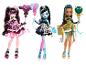 Tři panenky Monster High: Draculaura, Frankie Stein a Cleo De Nile.