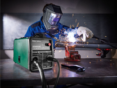 PARKSIDE® Invertorová svářečka na trubičkový drát PIFDS 120 A1