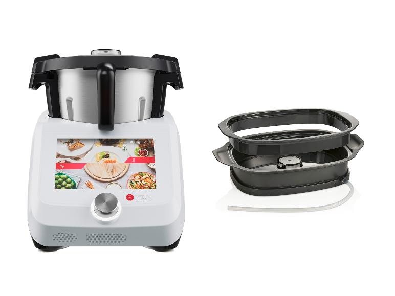 Multifunkční hrnec Monsieur Cuisine Smart s parním košem a displejem s recepty.