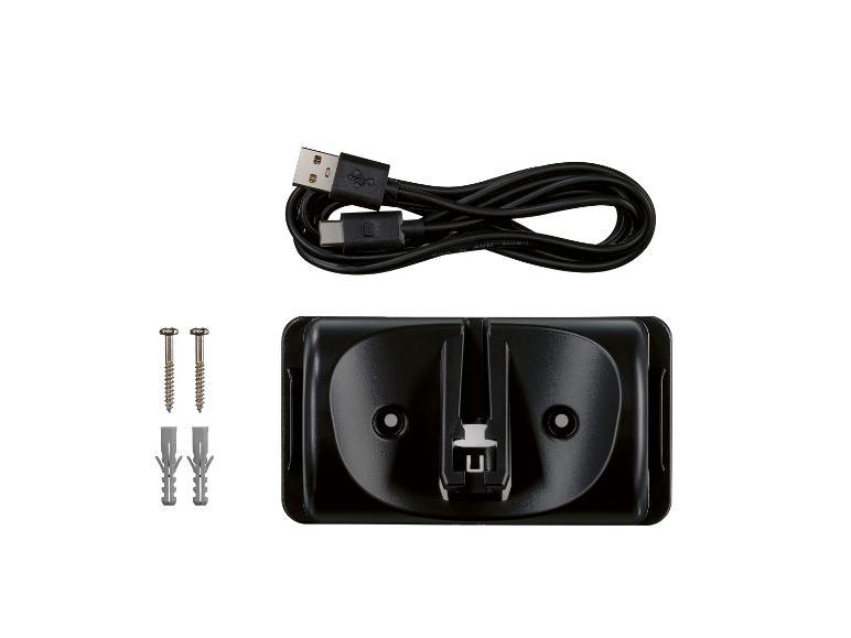 Kabel USB-C, černý nástěnný držák a šrouby s hmoždinkami.