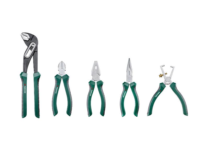 Sada pěti kleští Parkside s tmavě zelenými rukojeťmi na bílém pozadí.