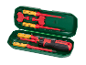 Sada izolovaných šroubováků Parkside v zelené úložné schránce.