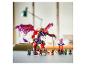 LEGO Ninjago drak a minifigurky na stole.
