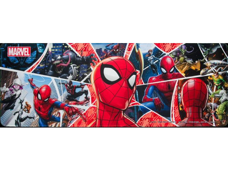 Podložka pod myš s komiksovými superhrdiny a superpadouchy.