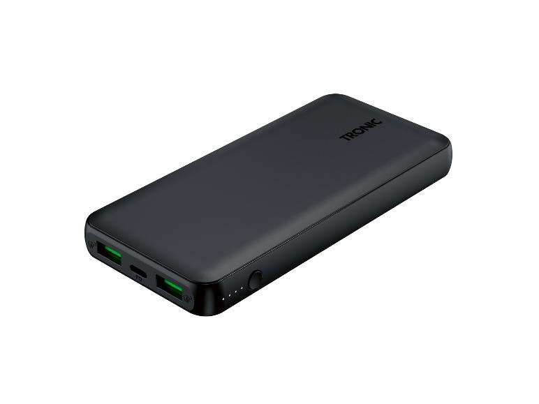 Černá powerbanka se dvěma USB porty a indikátorem nabití.