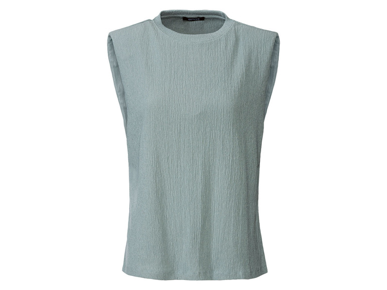 Světle modré tílko bez rukávů.