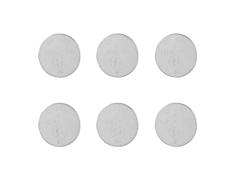Šest kulatých lithiových baterií CR2032.