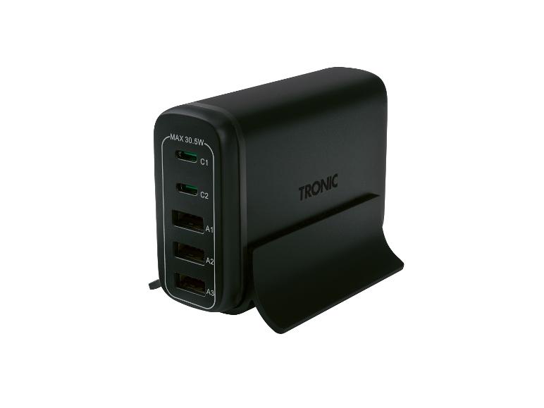 Černá víceportová USB nabíjecí stanice se dvěma USB-C a třemi USB-A porty, max 30.5W