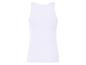 Bílé dámské tílko bez rukávů.