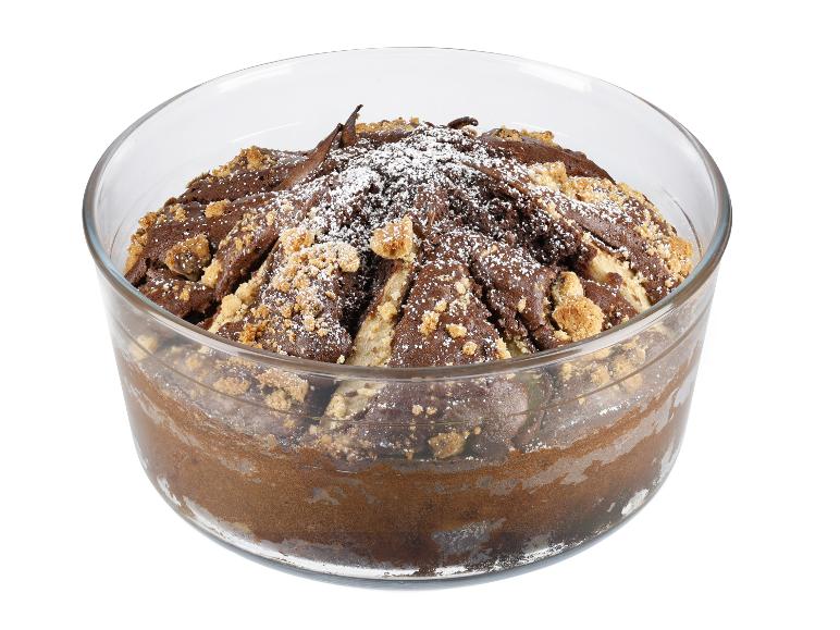 Čokoládový koláč s hruškami, crumble, moučkový cukr.