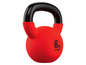 Červená kettlebell Crivit o hmotnosti 6 kg.