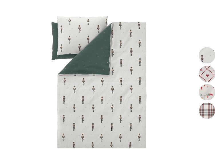 Povlečení s motivem louskáčka a sladěný povlak na polštář.