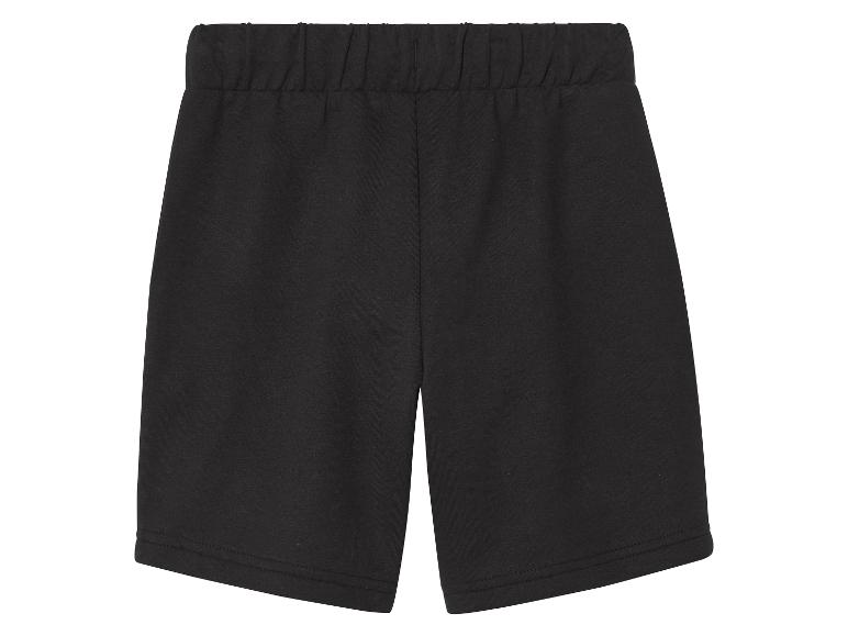 Černé bavlněné šortky, ležérní styl.