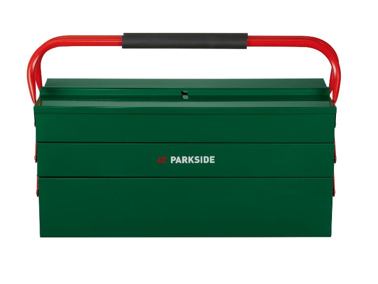 Zelená třípatrová nářaďová schránka Parkside s červenou rukojetí.