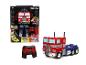 Hračka Transformers Optimus Prime R/C, která se mění na robota a kamion, s dálkovým ovládáním.