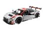 Model závodního auta Audi Sport postavený z LEGO kostek.