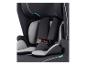 Dětská autosedačka v černé a šedé barvě s bezpečnostními pásy.