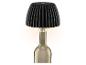 Stolní lampa s plisovaným černým stínidlem na skleněné láhvi