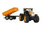 Oranžový traktor s přívěsem, dálkově ovládaná hračka.