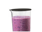Džbán mixéru s bobulovým smoothie.