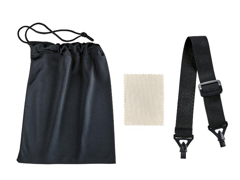 Černý stahovací sáček, čisticí hadřík a černý popruh.