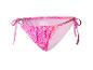 Růžové zavinovací bikiny s leopardim vzorem.