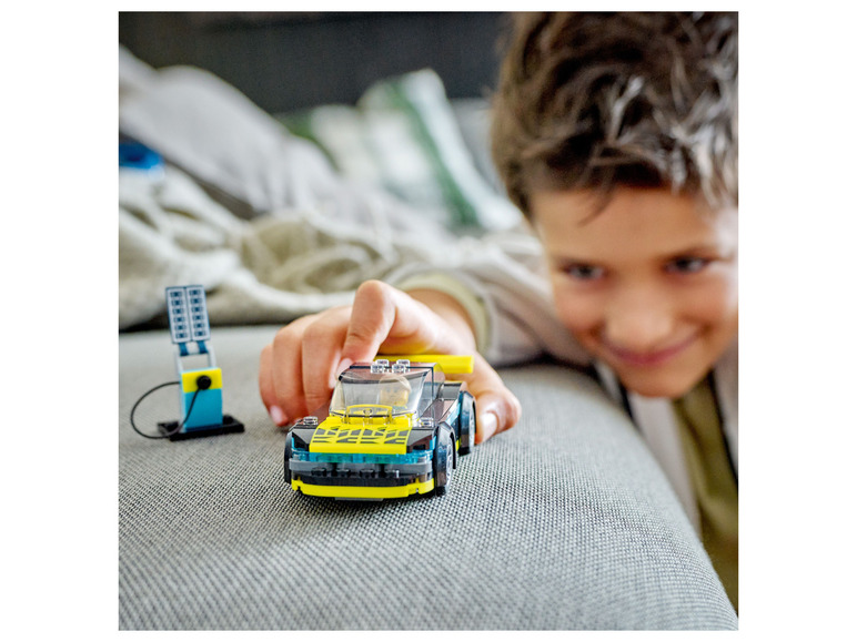  Zobrazit na celou obrazovku LEGO® City 60383 Elektrické sportovní auto - Obrázek 6