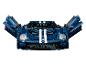 Modrý model LEGO Technic Ford GT s otevřenými dveřmi.