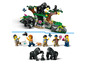 LEGO figurky a gorily v džungli.