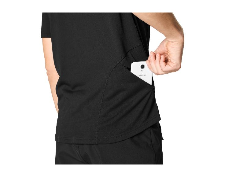 Černé sportovní tričko s boční kapsou na zip, do kapsy je vložen bílý smartphone.