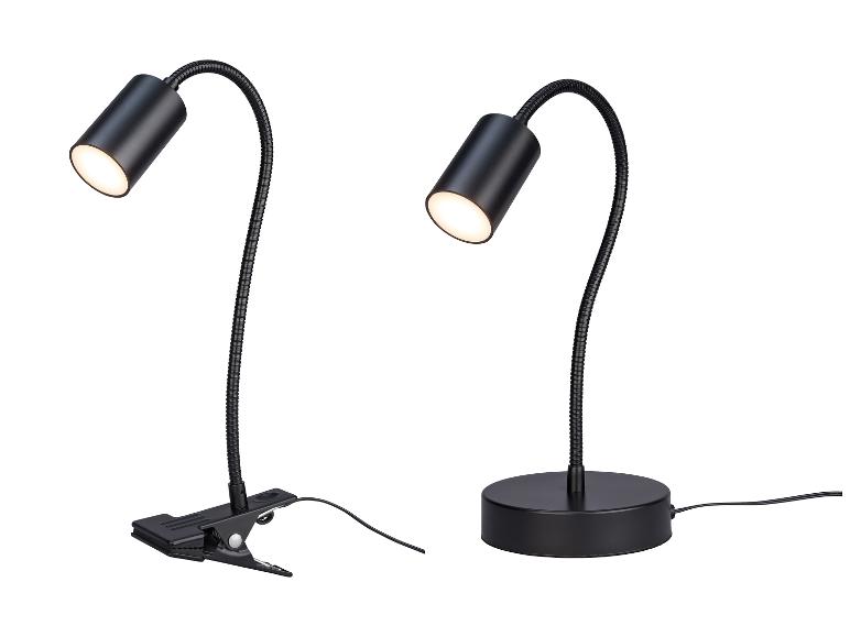 Dvě černé LED stolní lampy, jedna s klipovou základnou a jedna s kulatou základnou.