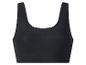 Černá bezešvá sportovní podprsenka nebo crop top