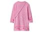 Růžové pletené šaty pro děti se srdíčky a duhami.