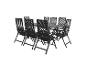 Zahradní nábytek: obdélníkový stůl a osm skládacích židlí z černého tkaného plastu.