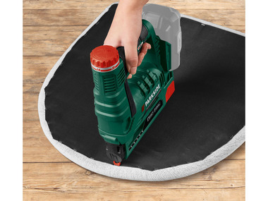 PARKSIDE® Aku sponkovačka PAT 20-Li A1, Smart 4 Ah