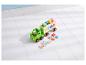 Zelený dřevěný hračkářský náklaďák s přívěsem, dílky na třídění tvarů a figurkami Peppa Pig.