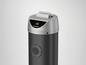 Černý reproduktor SilverCrest se stříbrným vrchem a USB konektorem.