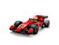 Červený LEGO Ferrari Formule 1 závodní vůz s minifigurkou řidiče.