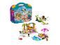 Sada LEGO Friends Creative Beach and Travel Suitcase s pláží, letadlem a doplňky.